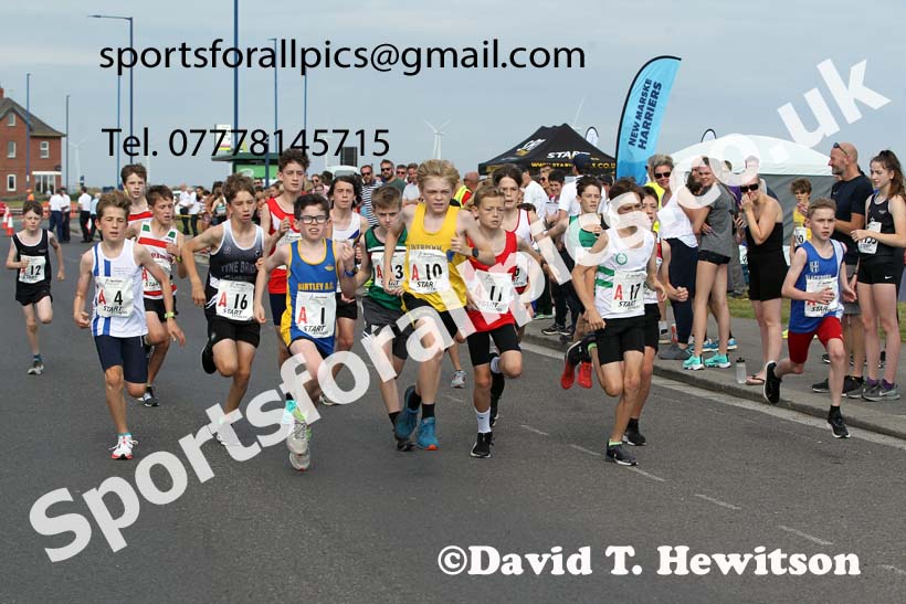 Boys under-13s 2021 Northern 6 and 4 Stage and Young Athletes Road Relays, Redcar. Photo: David T. Hewitson/Sports for All Pics